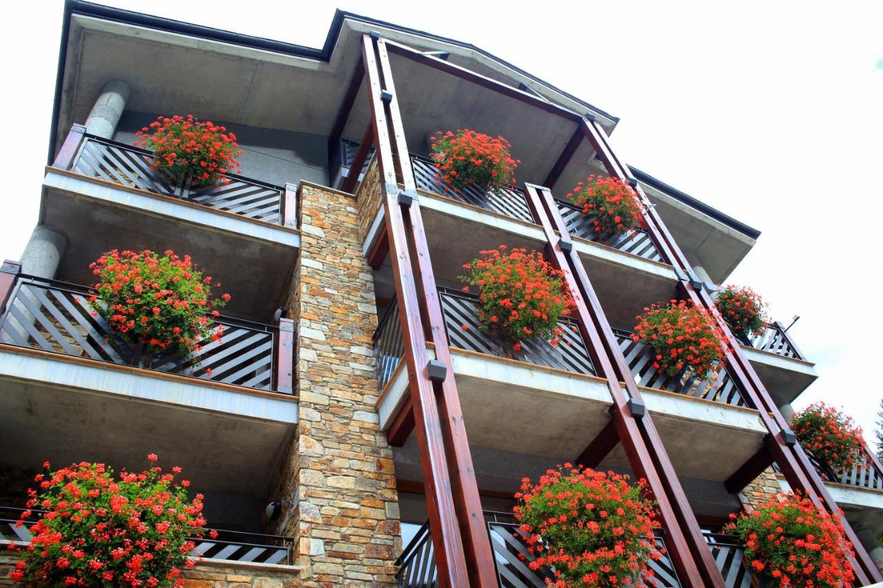 Vista Arinsal Apartments Екстер'єр фото